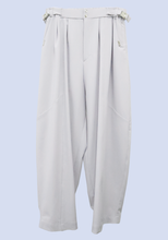 画像をギャラリービューアに読み込む, パーマネンスワイドパンツ(ライトグレー)