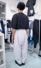 画像をギャラリービューアに読み込む, パーマネンスワイドパンツ(ライトグレー)