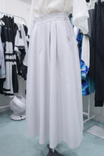 画像をギャラリービューアに読み込む, パーマネンスロングスカート(ライトグレー)