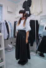 画像をギャラリービューアに読み込む, パーマネンスロングスカート(ブラック)