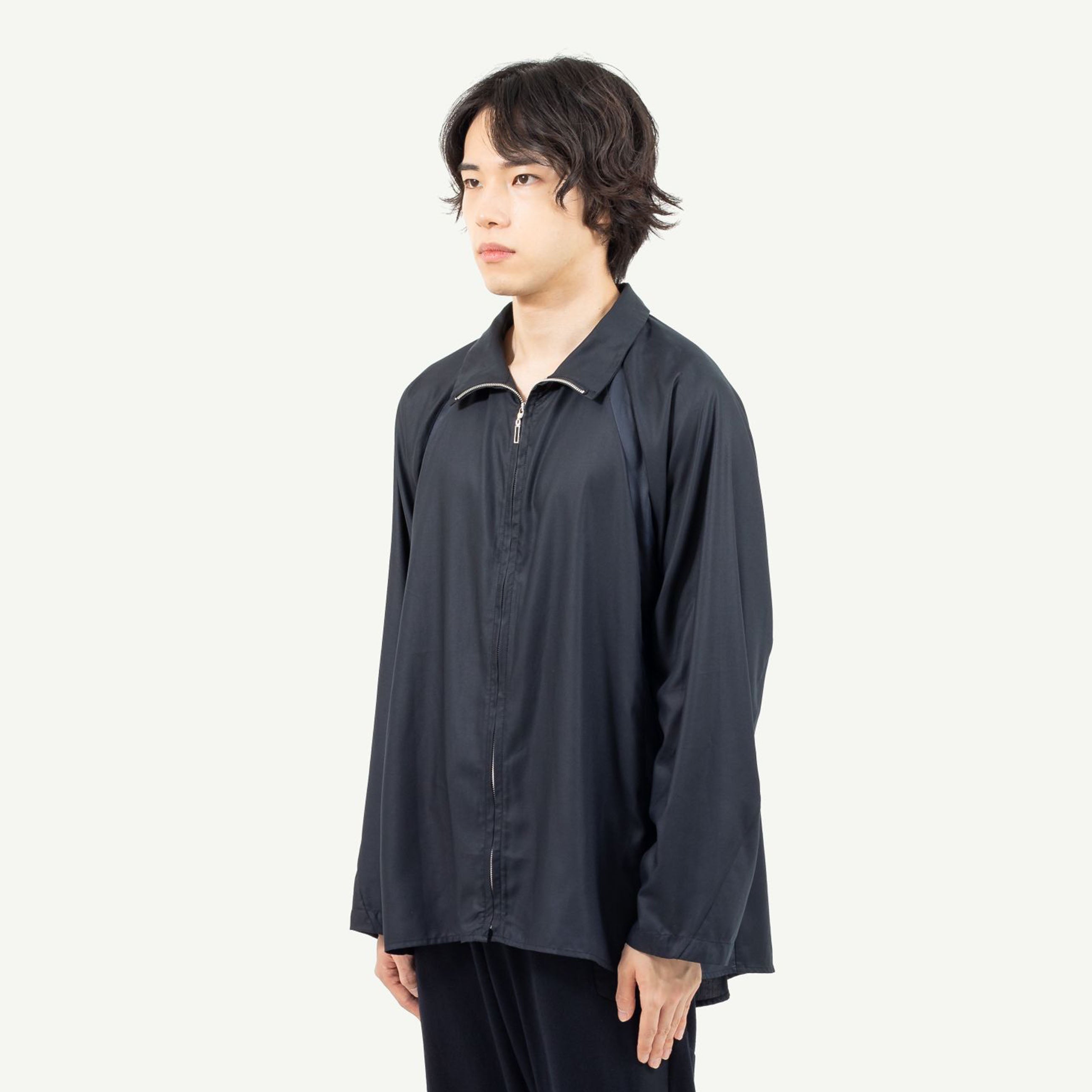【セール国産】kinema ombre zip shirt オンブレジップシャツ 試着のみ ジャケット・アウター