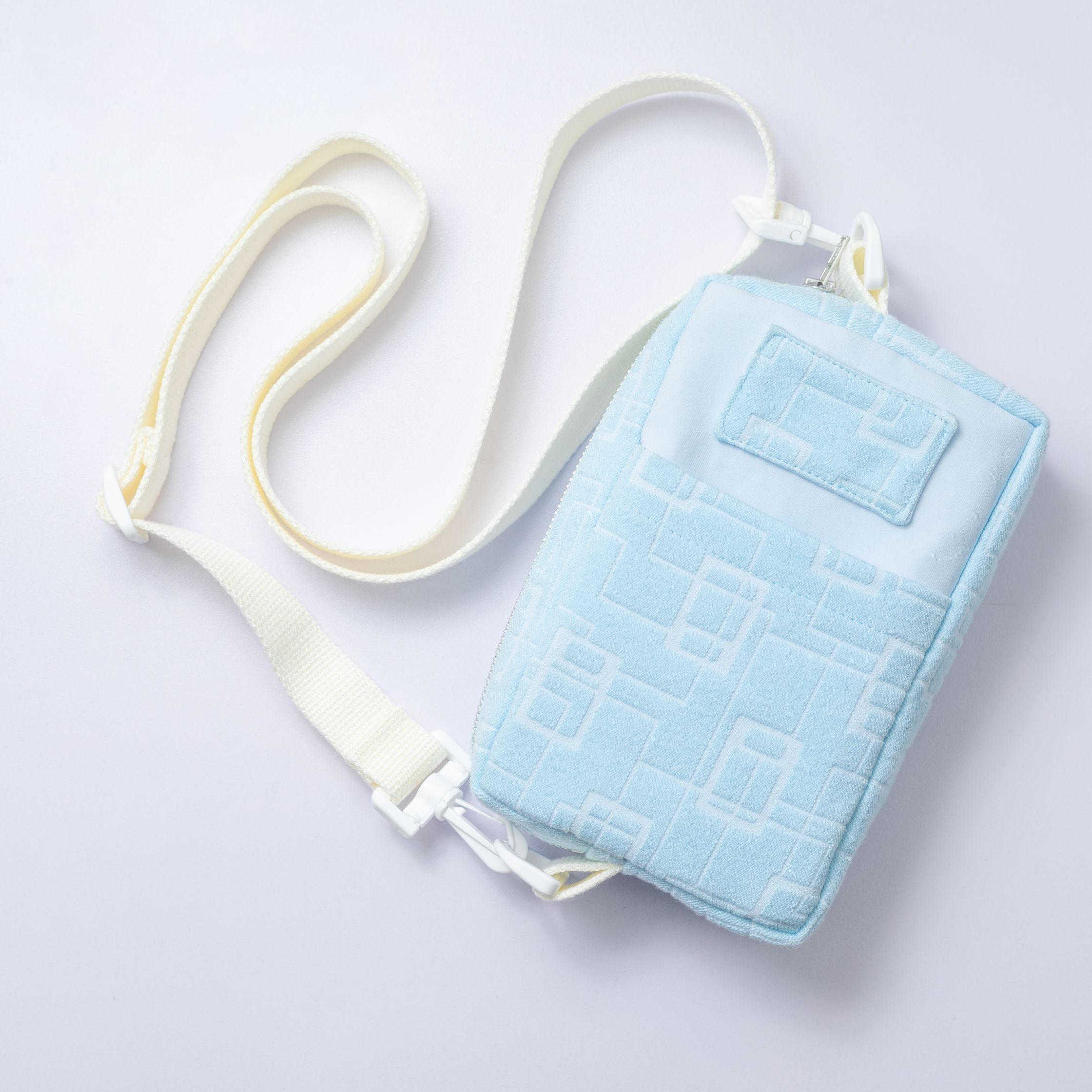 ハグーン ポーチ Light Blue ハグーン ポーチ Light Blue
