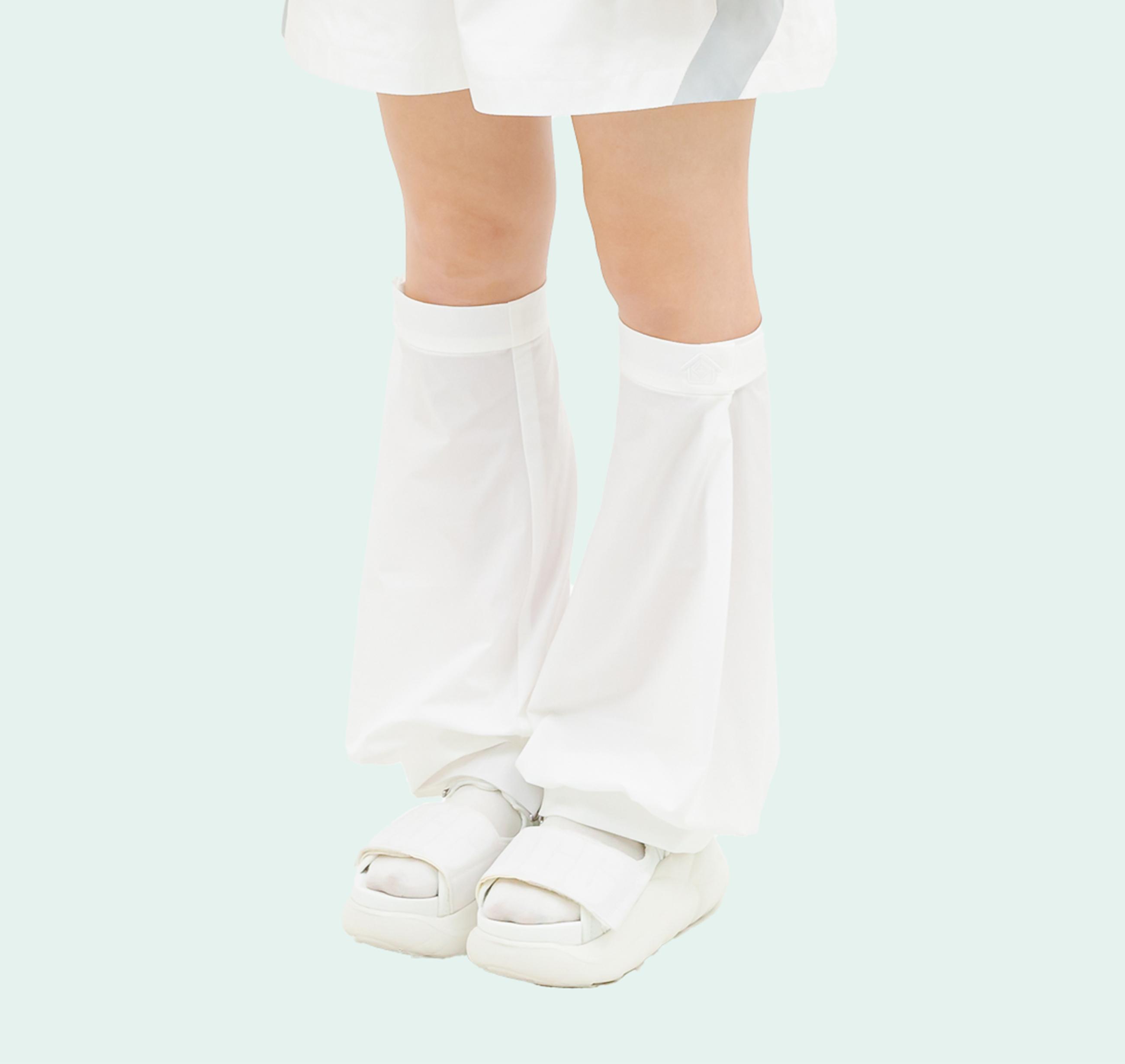 MARK & LONA レインワンピース レッグカバー セット ホワイト MARK & LONA レインワンピース レッグカバー セット ホワイト