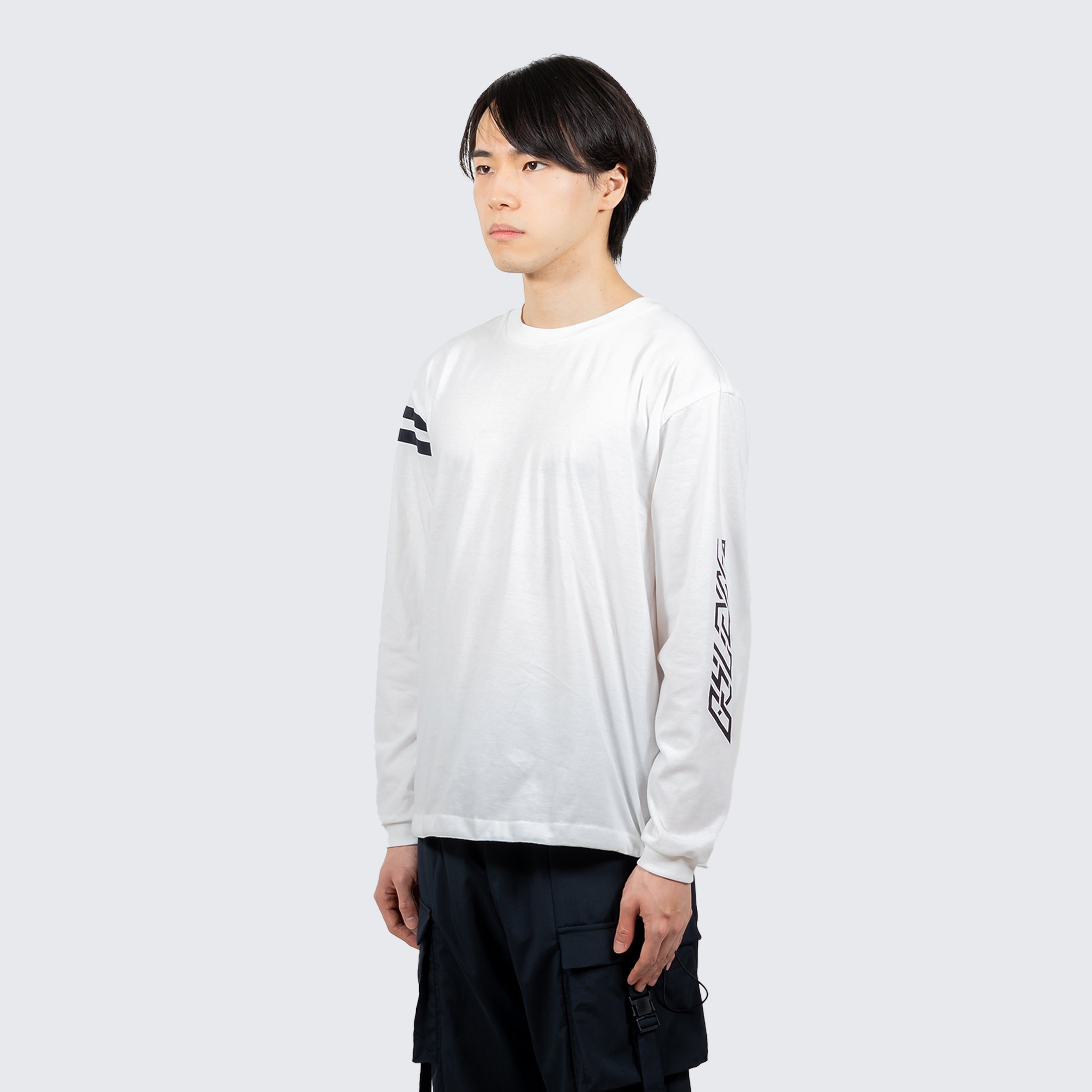 レジリエンスロングTシャツ（ホワイト）/ resilience long T-shirts (white)